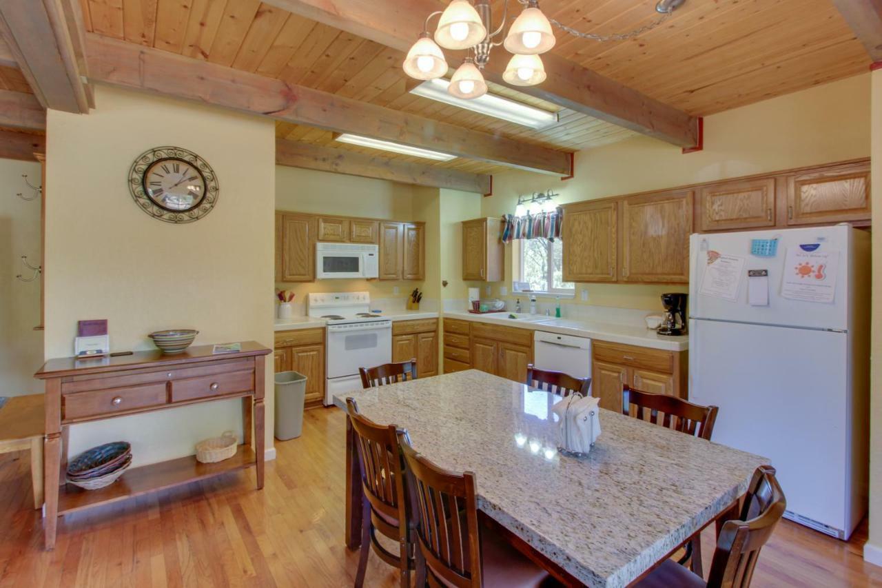 Вилла Mountainview Chalet Гровленд Экстерьер фото